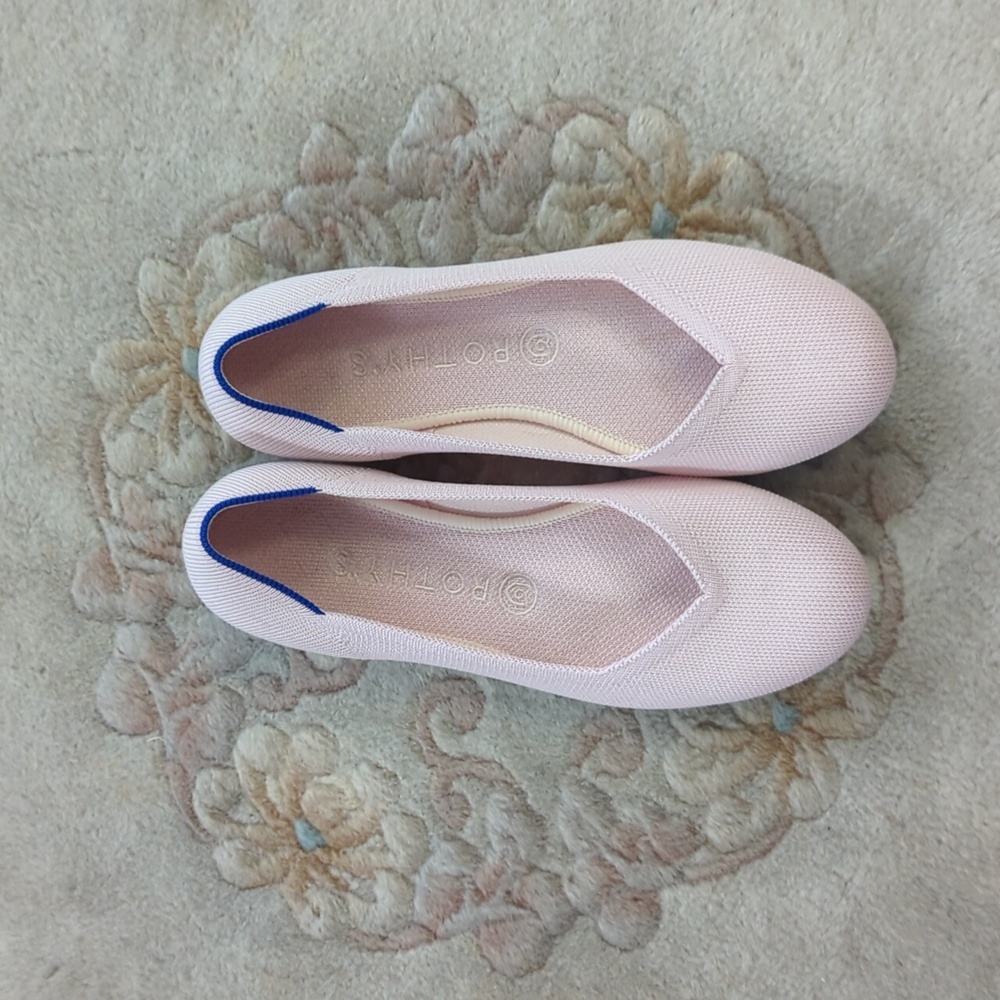🩷 Rothys 🩷 Blush light pink - size 8 but fits more like a 7.5 - Picture 2 of 10